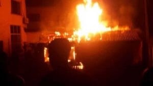 BANDITS APDUCT FRSC STAFF, STUDENT AND OTHERS, Unknown Armed men Set Nnewi South LGA Secretariat and Police Station Ablaze, INFINITY LOADED
