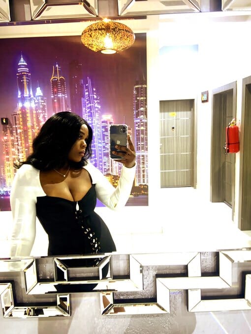 Woman orphaned by Catholic church attack in Owo mourns her parents on Twitter, Woman orphaned by Catholic church attack in Owo mourns her parents on Twitter, INFINITY LOADED