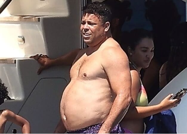 Brazilian football legend "Ronaldo" cooling off in a vacations with his girlfriend in Ibiza (see photos), Brazilian football legend “Ronaldo” cooling off in a vacations with his girlfriend in Ibiza (see photos), INFINITY LOADED