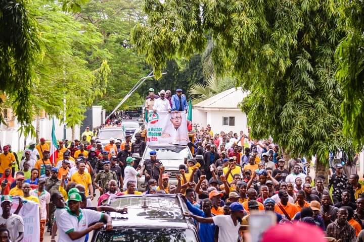 Governor Obaseki Given A Heroic Welcome As He Arrives Benin After Osun state Victory, Governor Obaseki Given A Heroic Welcome As He Arrives Benin After Osun state Victory, INFINITY LOADED