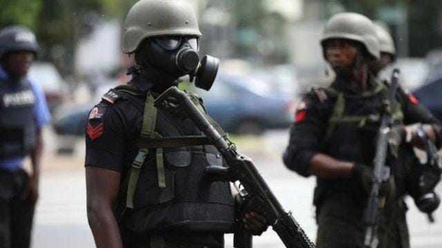 Osun State Police command Arrest Suspected Cultist, 5 Months After He Was Declared Wanted, INFINITY LOADED Osun State Police command Arrest Suspected Cultist, 5 Months After He Was Declared Wanted, Osun State Police command Arrest Suspected Cultist, 5 Months After He Was Declared Wanted, INFINITY LOADED