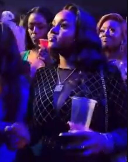 Chioma Rowland Spotted Wearing A 30 Billion Gang Pendant As Davido Performed At A Recent Show (Video), INFINITY LOADED Chioma Rowland Spotted Wearing A 30 Billion Gang Pendant As Davido Performed At A Recent Show (Video), Chioma Rowland Spotted Wearing A 30 Billion Gang Pendant As Davido Performed At A Recent Show (Video), INFINITY LOADED