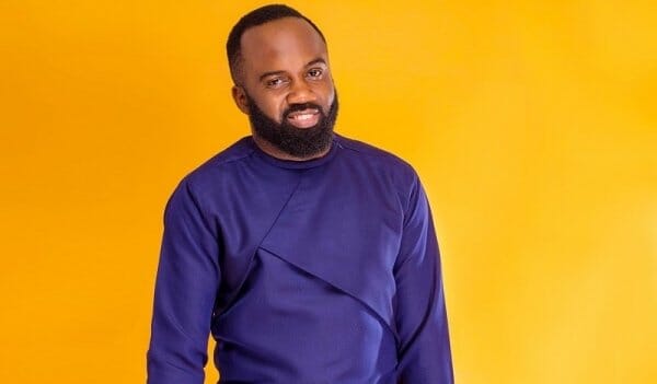 21 Top Nigerian Bloggers That Are Worth Following, 21 Top Nigerian Bloggers That Are Worth Following, INFINITY LOADED